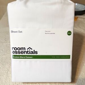 room essentials QUEEN SIZE sheets
